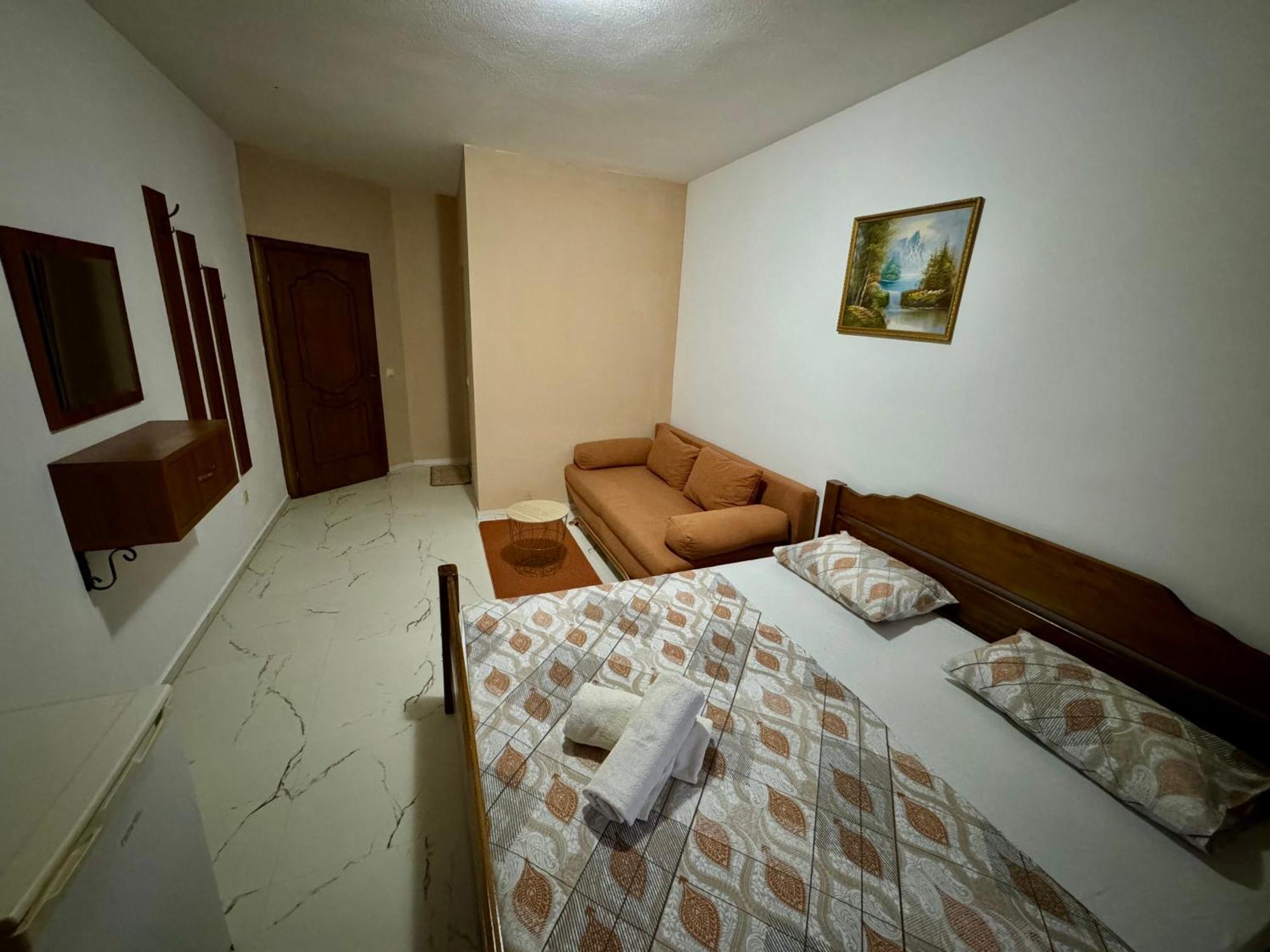 Apartments Cobi Ulcinj Quarto foto