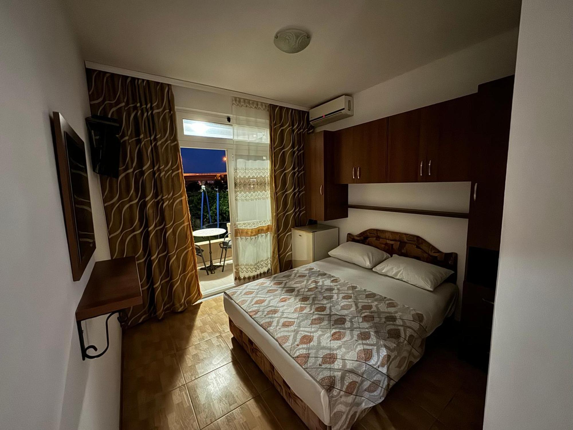 Apartments Cobi Ulcinj Quarto foto