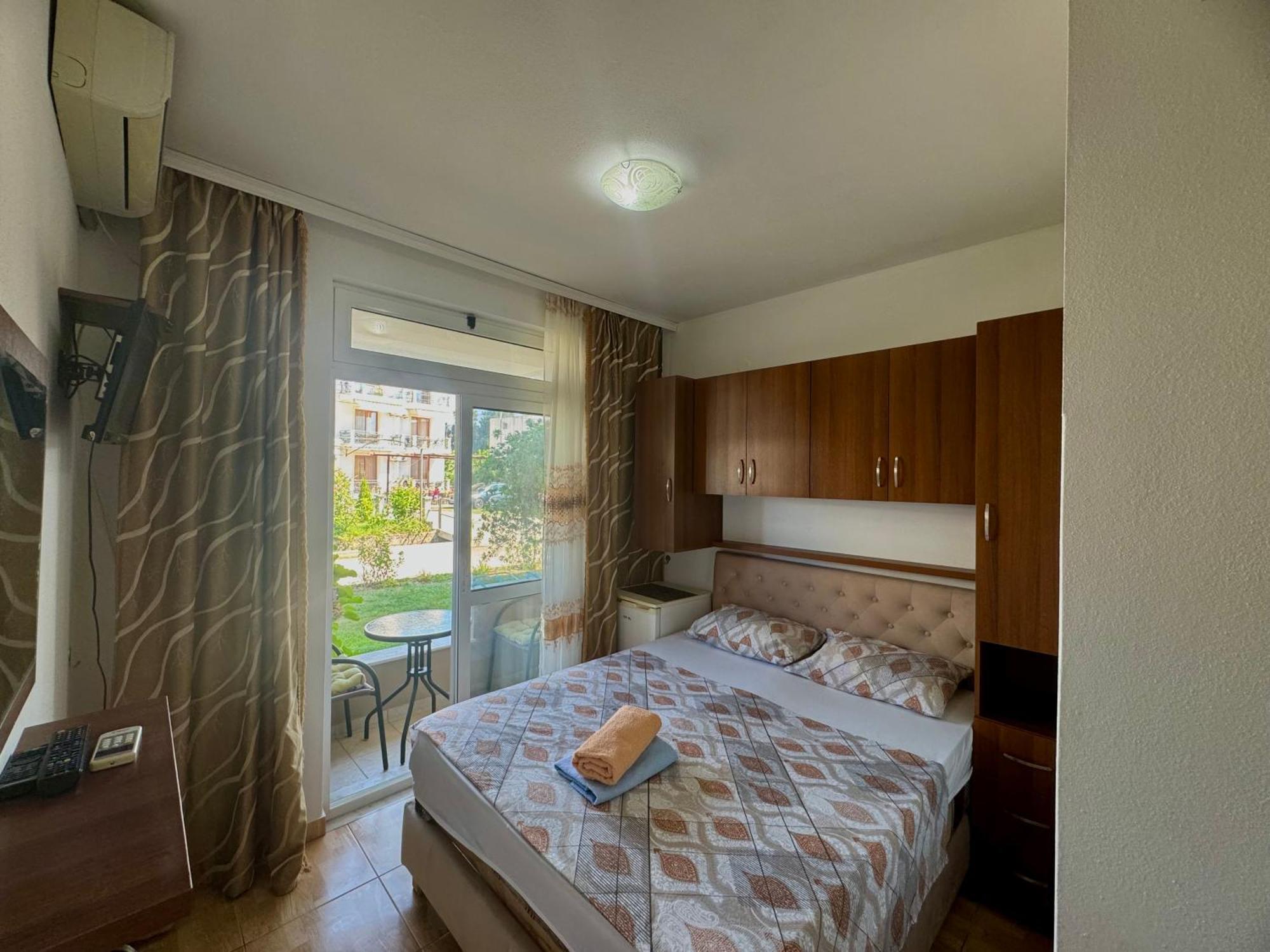Apartments Cobi Ulcinj Quarto foto